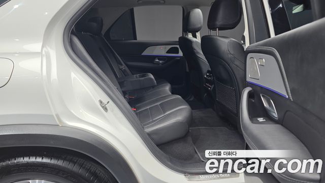 Mercedes-Benz GLE-Class GLE300d 4MATIC