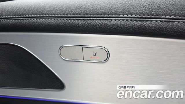 Mercedes-Benz GLE-Class GLE300d 4MATIC