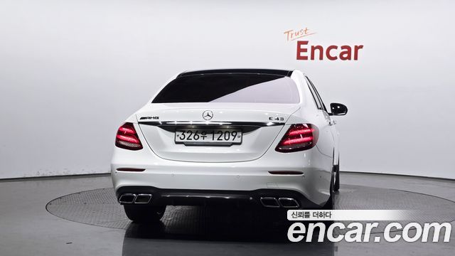 Mercedes-Benz E-Class E200 Avantgarde
