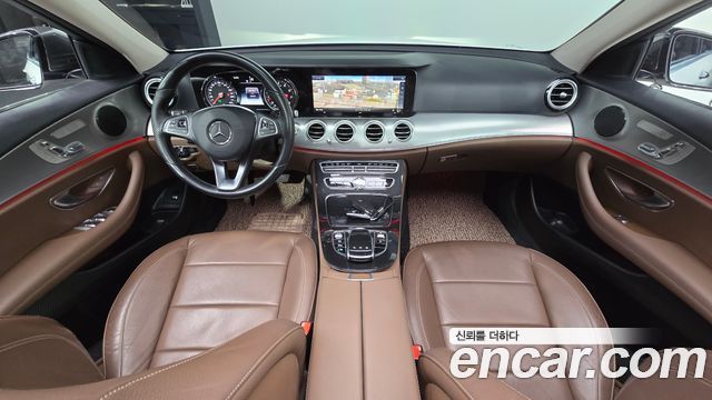 Mercedes-Benz E-Class E200 Avantgarde