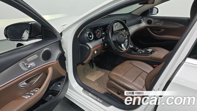 Mercedes-Benz E-Class E200 Avantgarde