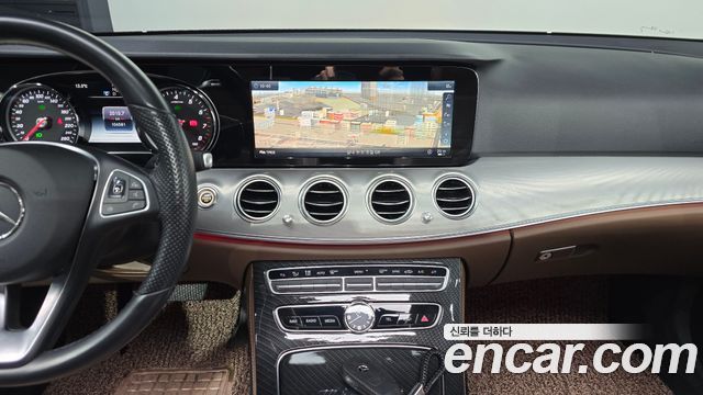 Mercedes-Benz E-Class E200 Avantgarde