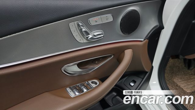 Mercedes-Benz E-Class E200 Avantgarde