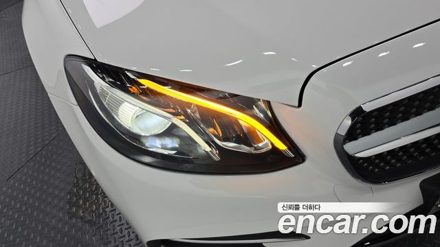 Mercedes-Benz E-Class E200 Avantgarde