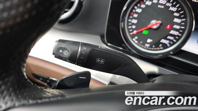 Mercedes-Benz E-Class E200 Avantgarde
