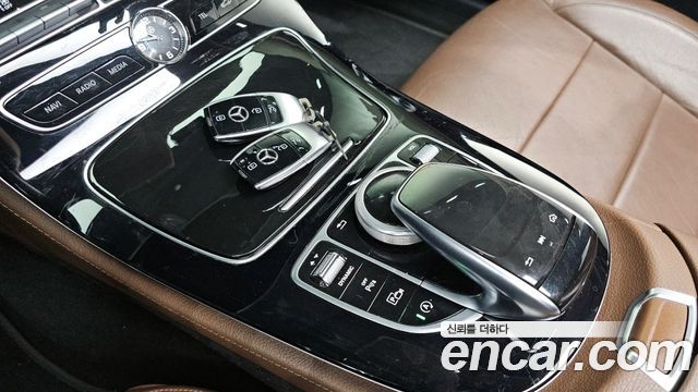 Mercedes-Benz E-Class E200 Avantgarde
