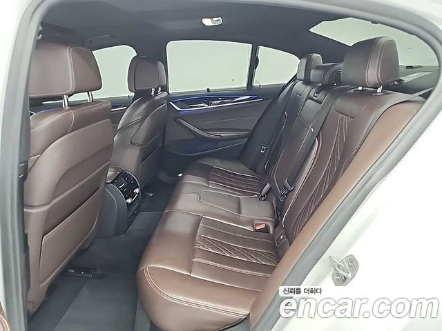 BMW 5-Series 520d xDrive M Sport Package Plus