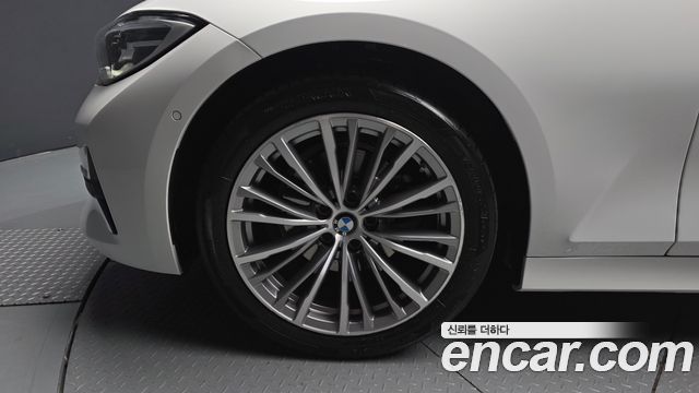 BMW 3-Series 320d Luxury
