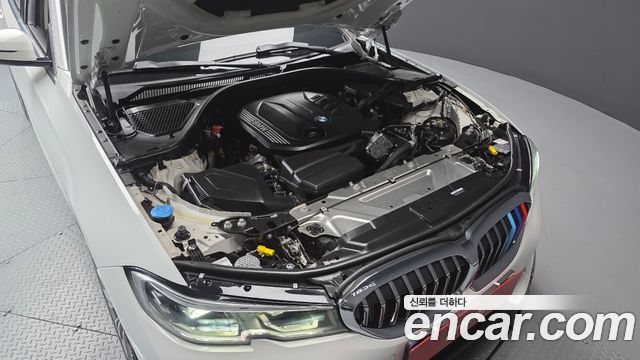 BMW 3-Series 320d Luxury