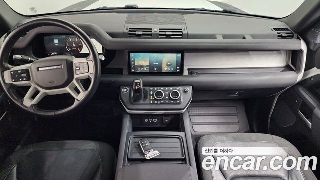 Land Rover Defender 110 D240 S