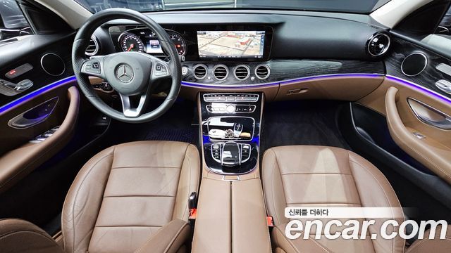 Mercedes-Benz E-Class E220d Avantgarde