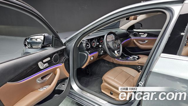 Mercedes-Benz E-Class E220d Avantgarde