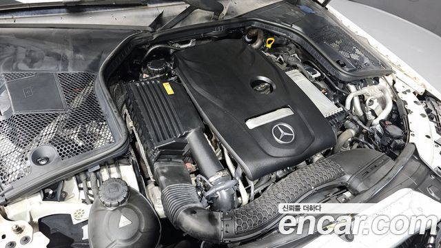 Mercedes-Benz C-Class C200 AMG Line