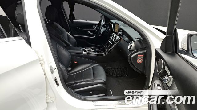 Mercedes-Benz C-Class C200 AMG Line
