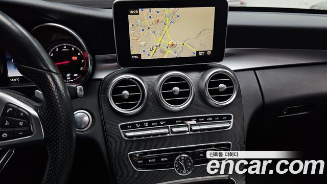 Mercedes-Benz C-Class C200 AMG Line