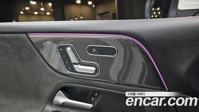 Mercedes-Benz GLB-Class GLB250 4MATIC