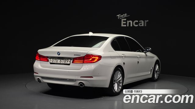 BMW 5-Series 530i Luxury Plus