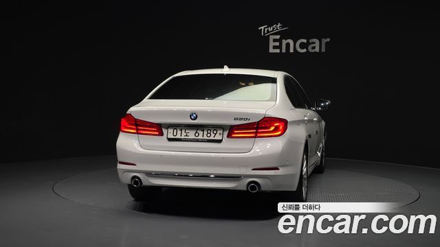 BMW 5-Series 530i Luxury Plus