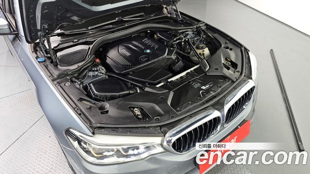 BMW 5Series (G30) 520d xDrive M Sport Package Plus