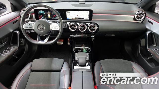 Mercedes-Benz CLA-Class CLA250 4MATIC