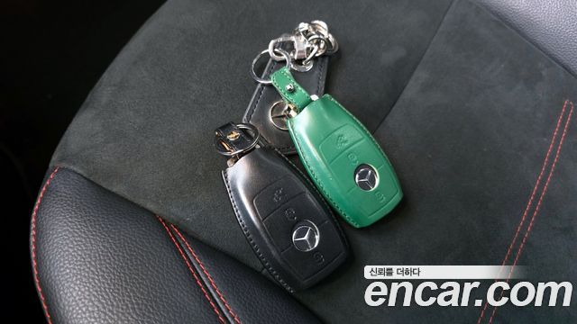 Mercedes-Benz CLA-Class CLA250 4MATIC