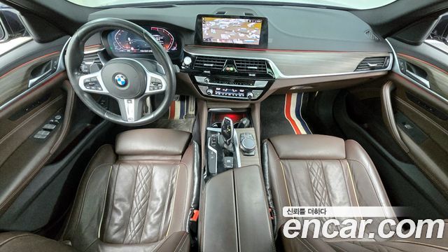 BMW 5-Series 530i M Sport Package Plus