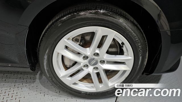 Audi A4 45 TFSI Premium