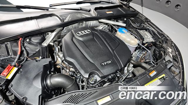 Audi A4 45 TFSI Premium