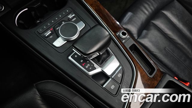 Audi A4 45 TFSI Premium