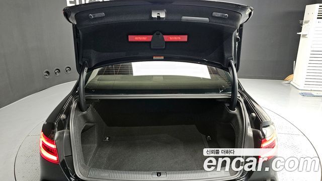 Audi A4 45 TFSI Premium