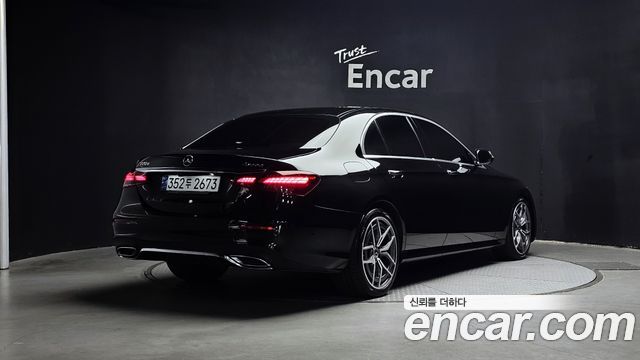 Mercedes-Benz E-Class E220d 4MATIC AMG Line