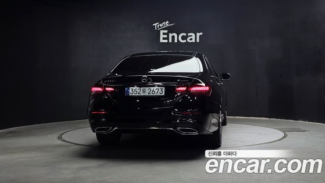 Mercedes-Benz E-Class E220d 4MATIC AMG Line
