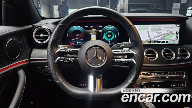 Mercedes-Benz E-Class E220d 4MATIC AMG Line