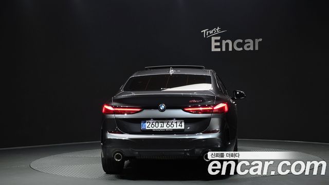 BMW 2-Series 220i M Sports