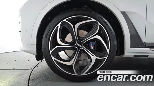 BMW X7 xDrive 40i Design Pure Excellence 7-Seater