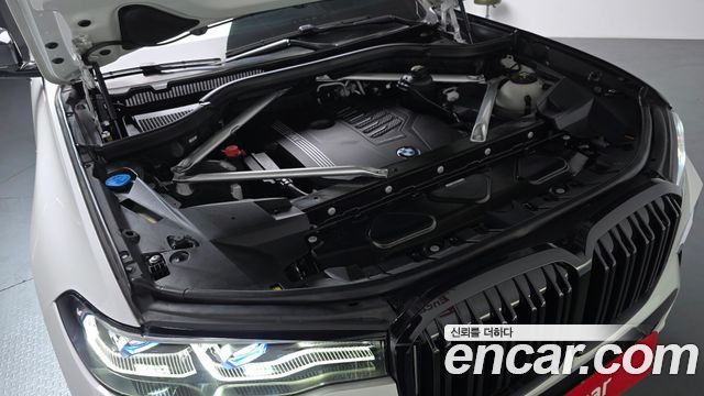 BMW X7 xDrive 40i Design Pure Excellence 7-Seater