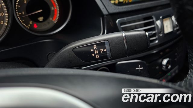 Mercedes-Benz E-Class E250 BlueTec 4MATIC AV