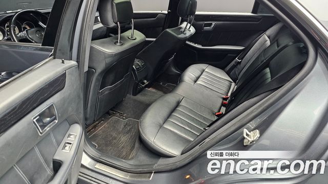 Mercedes-Benz E-Class E250 BlueTec 4MATIC AV