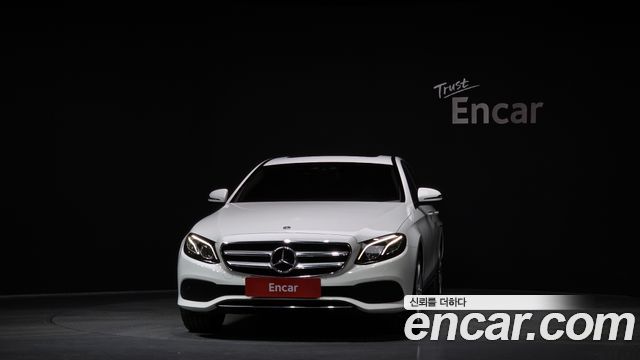 Mercedes-Benz E-Class E220d Avantgarde