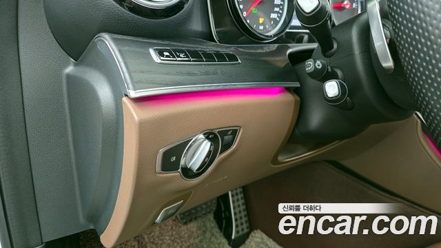 Mercedes-Benz E-Class E220d Avantgarde