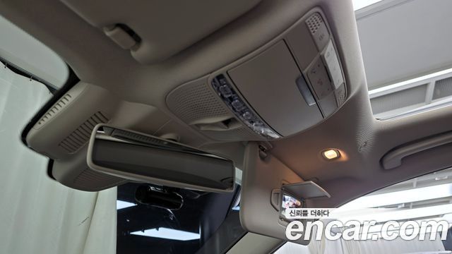 Mercedes-Benz E-Class E220d Avantgarde