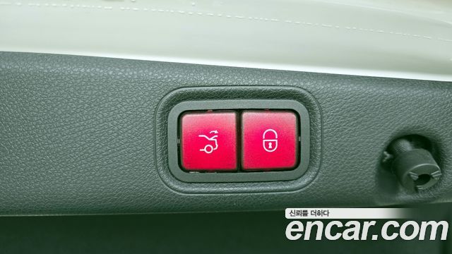 Mercedes-Benz E-Class E220d Avantgarde