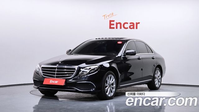 Mercedes-Benz E-Class E300 4MATIC Exclusive