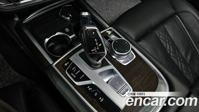 BMW 7-Series 730Ld xDrive Design Pure Excellence