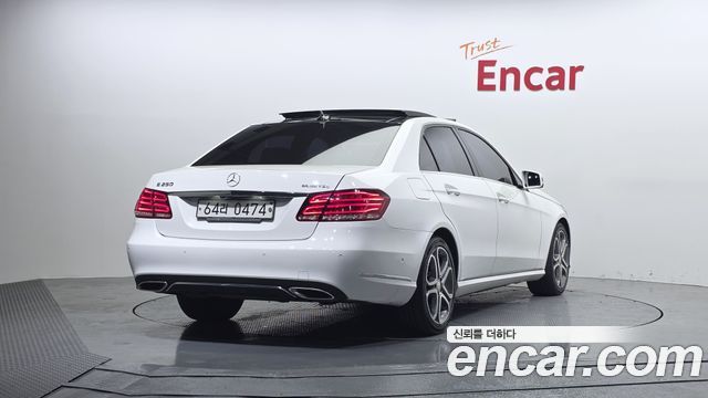 Mercedes-Benz E-Class E250 BlueTec 4MATIC AV