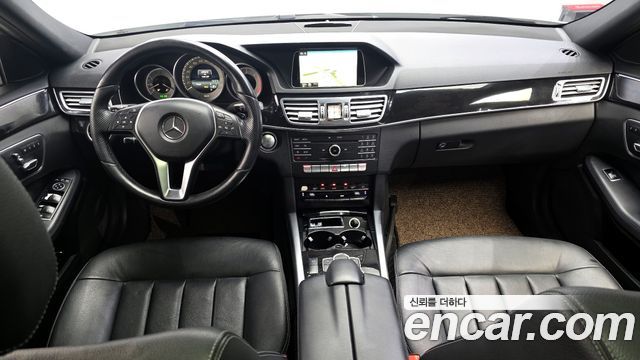 Mercedes-Benz E-Class E250 BlueTec 4MATIC AV
