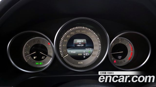 Mercedes-Benz E-Class E250 BlueTec 4MATIC AV