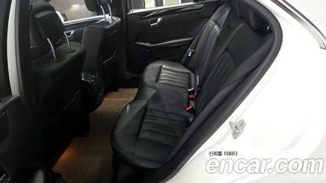 Mercedes-Benz E-Class E250 BlueTec 4MATIC AV