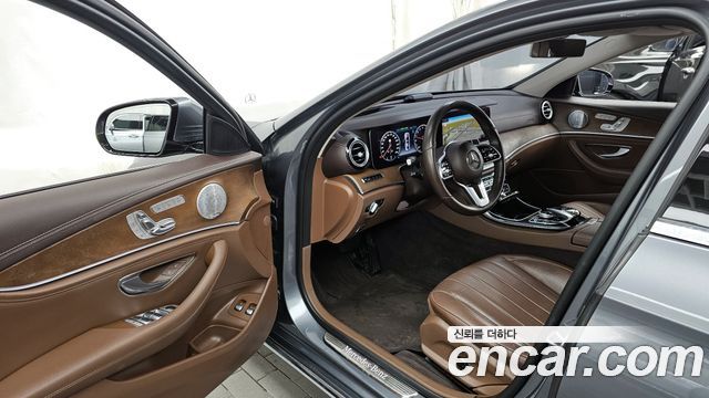 Mercedes-Benz E-Class E300e Exclusive