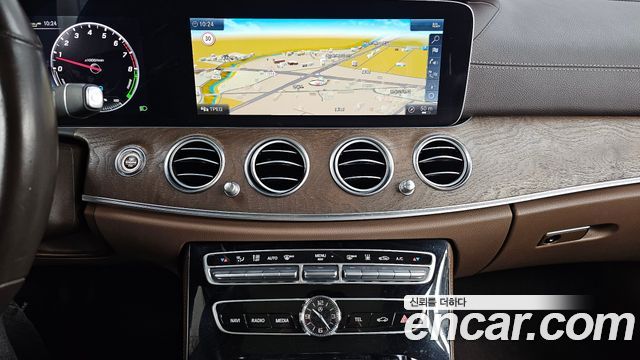Mercedes-Benz E-Class E300e Exclusive
